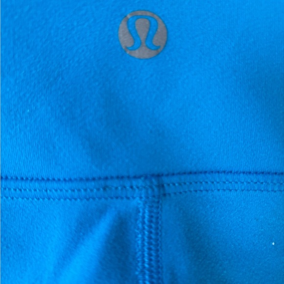 Lululemon capri - Picture 2 of 2
